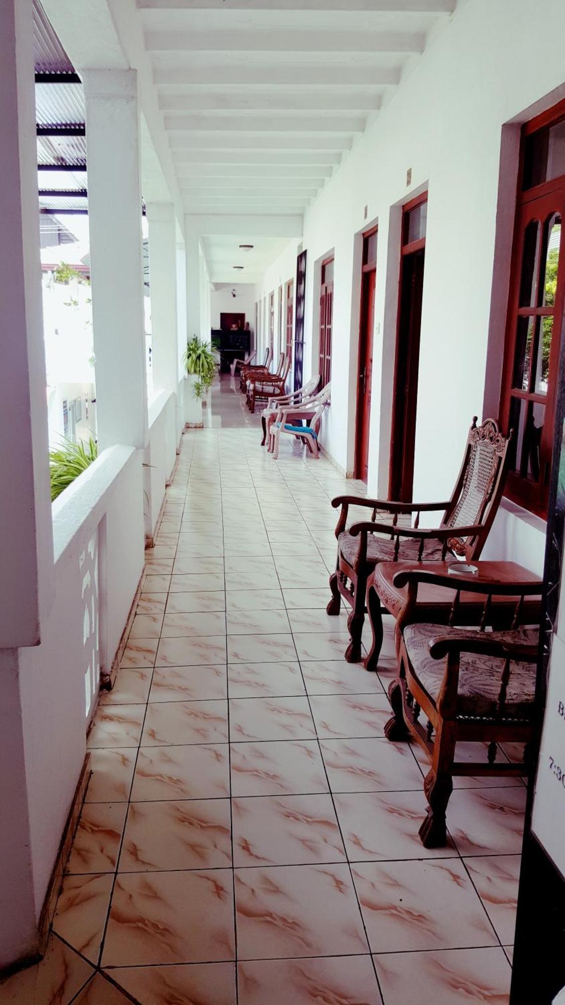 Shanith Guesthouse Negombo Exterior photo