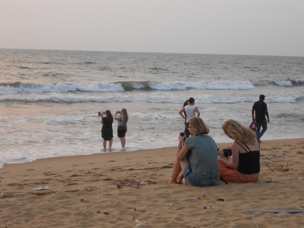 Shanith Guesthouse Negombo Exterior photo