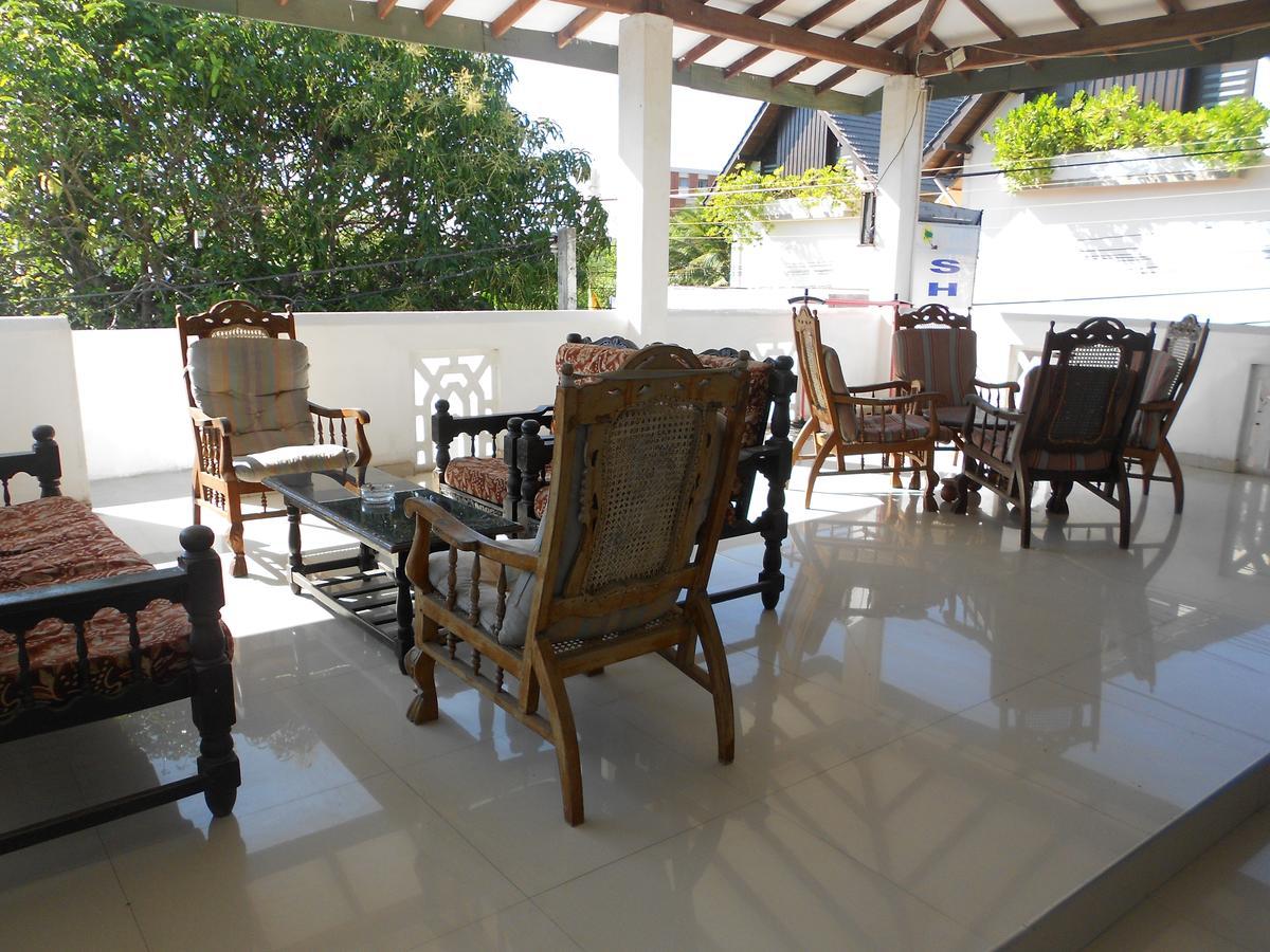 Shanith Guesthouse Negombo Exterior photo